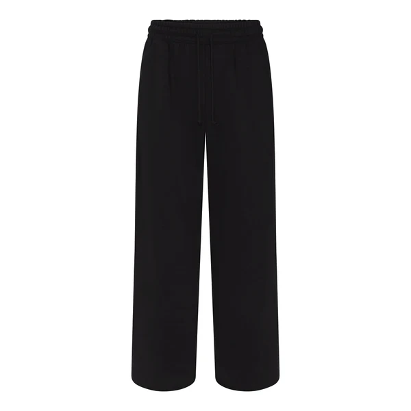 'Black' Straight-Leg Pants 'Black' Straight-Leg Pants